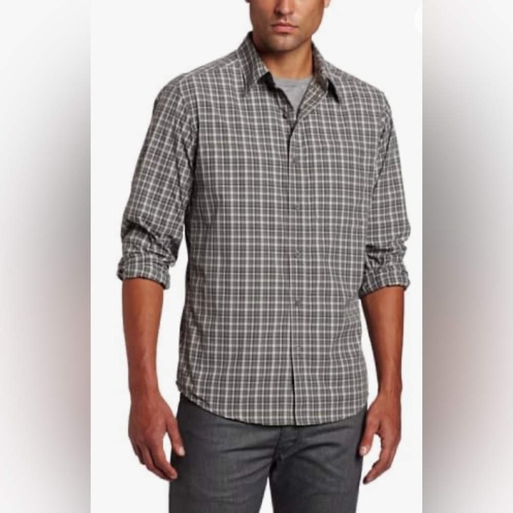 Chaps men’s medium long sleeve flannel button down shirt,‎ gray white plaid